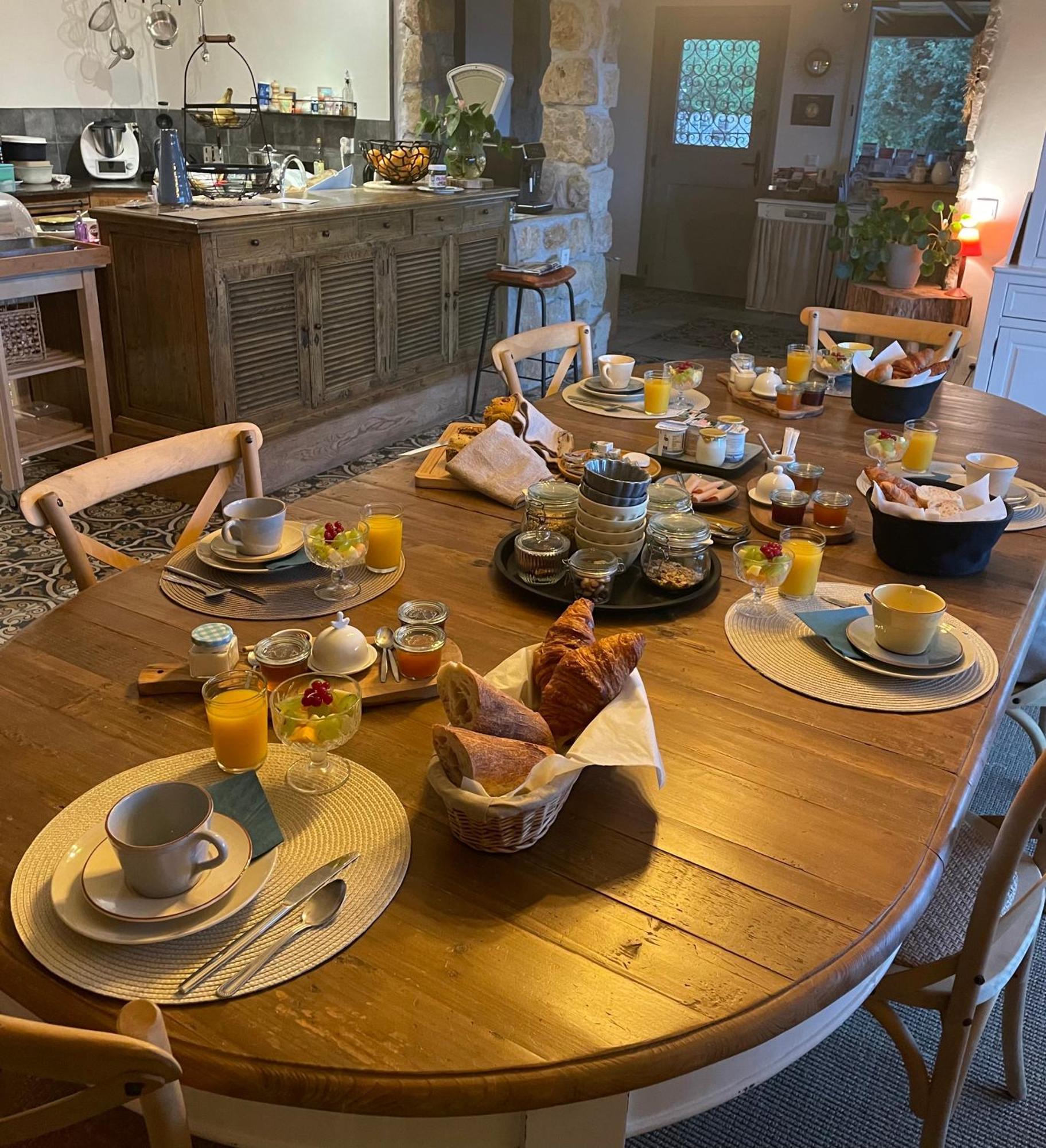 Au Pied Des Baous Bed & Breakfast Vence Exterior foto