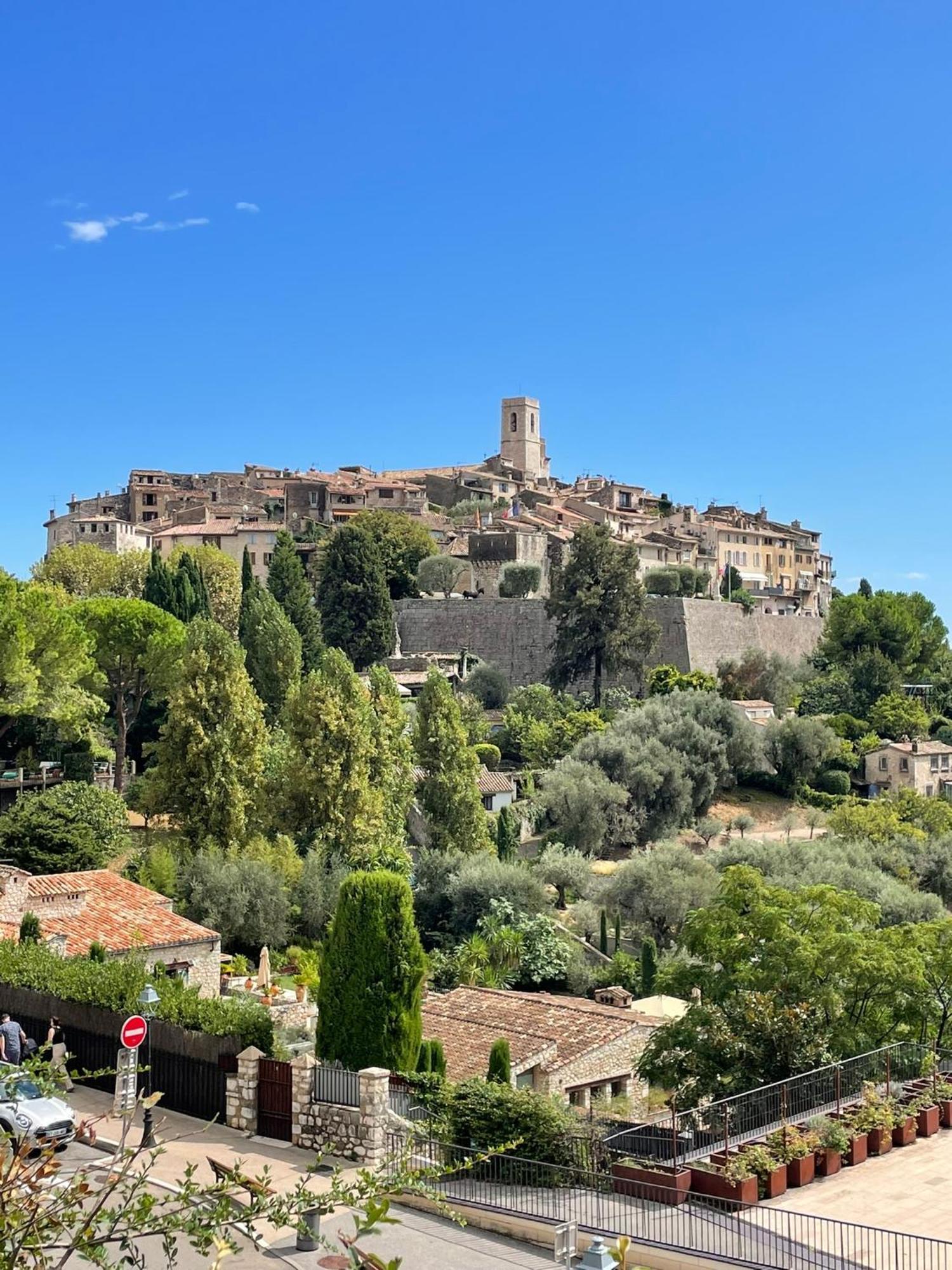 Au Pied Des Baous Bed & Breakfast Vence Exterior foto